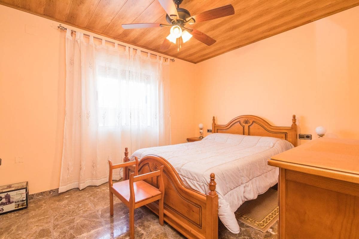 5 slaapkamer Finca/Landhuis te koop in Alicante stad met zwembad - € 420.000 (Ref: 9060034)