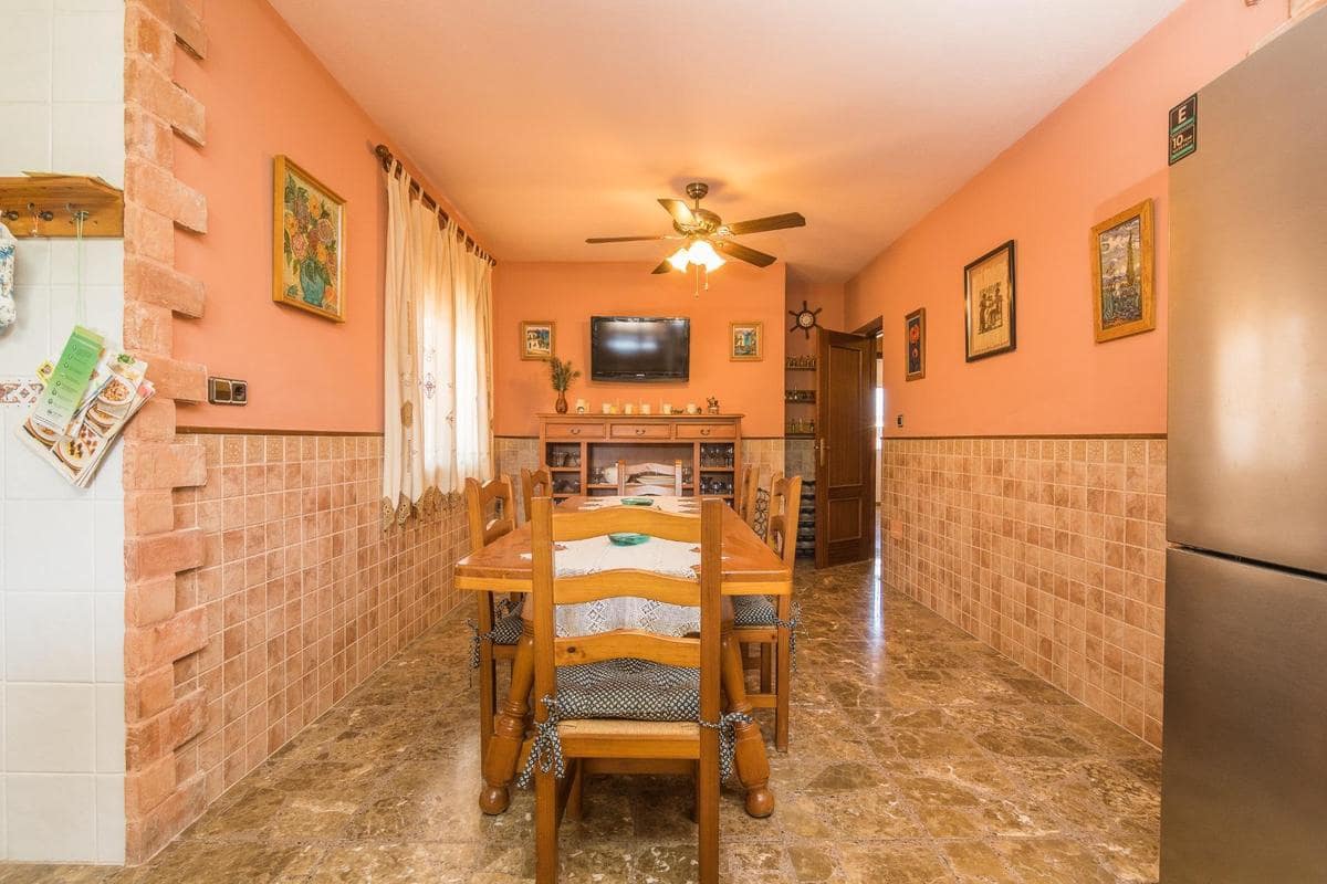 5 slaapkamer Finca/Landhuis te koop in Alicante stad met zwembad - € 420.000 (Ref: 9060034)