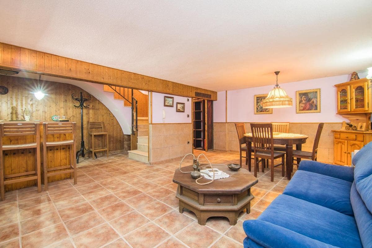 5 slaapkamer Finca/Landhuis te koop in Alicante stad met zwembad - € 420.000 (Ref: 9060034)