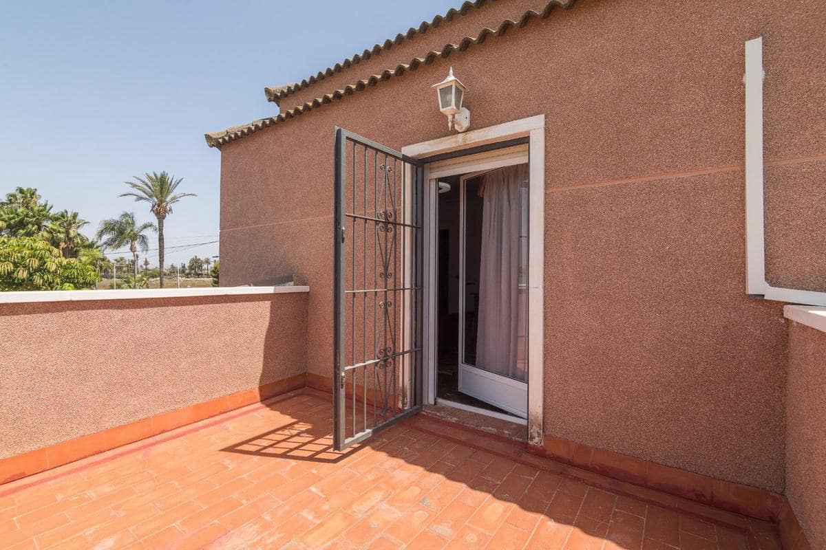 5 slaapkamer Finca/Landhuis te koop in Alicante stad met zwembad - € 420.000 (Ref: 9060034)
