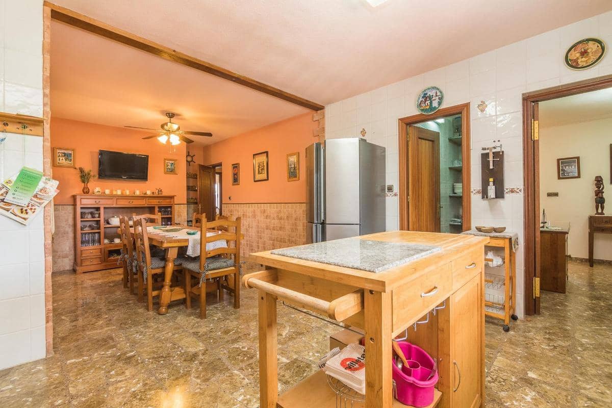 5 slaapkamer Finca/Landhuis te koop in Alicante stad met zwembad - € 420.000 (Ref: 9060034)