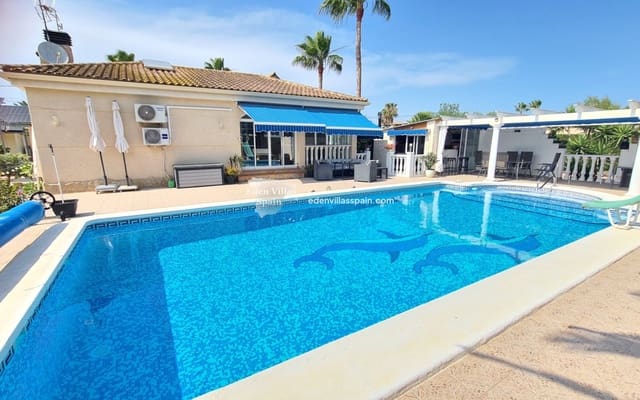4 soveværelse Finca/Landehus til salg i La Marina, Elche / Elx med swimmingpool garage - € 450.000 (Ref: 9074601)