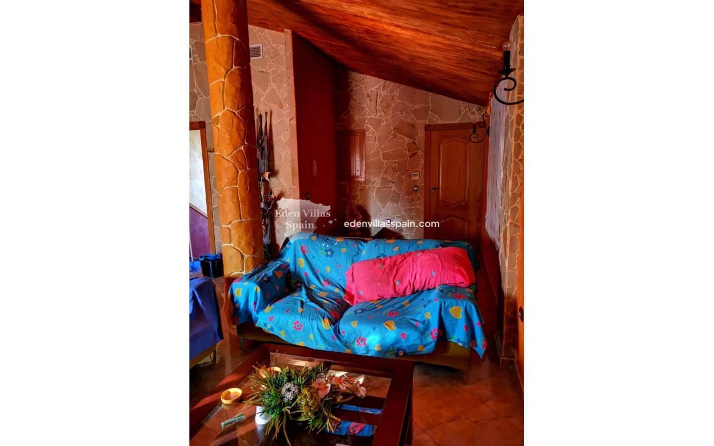 4 bedroom Finca/Country House for sale in Alicante / Alacant city with pool - € 450,000 (Ref: 9075966)