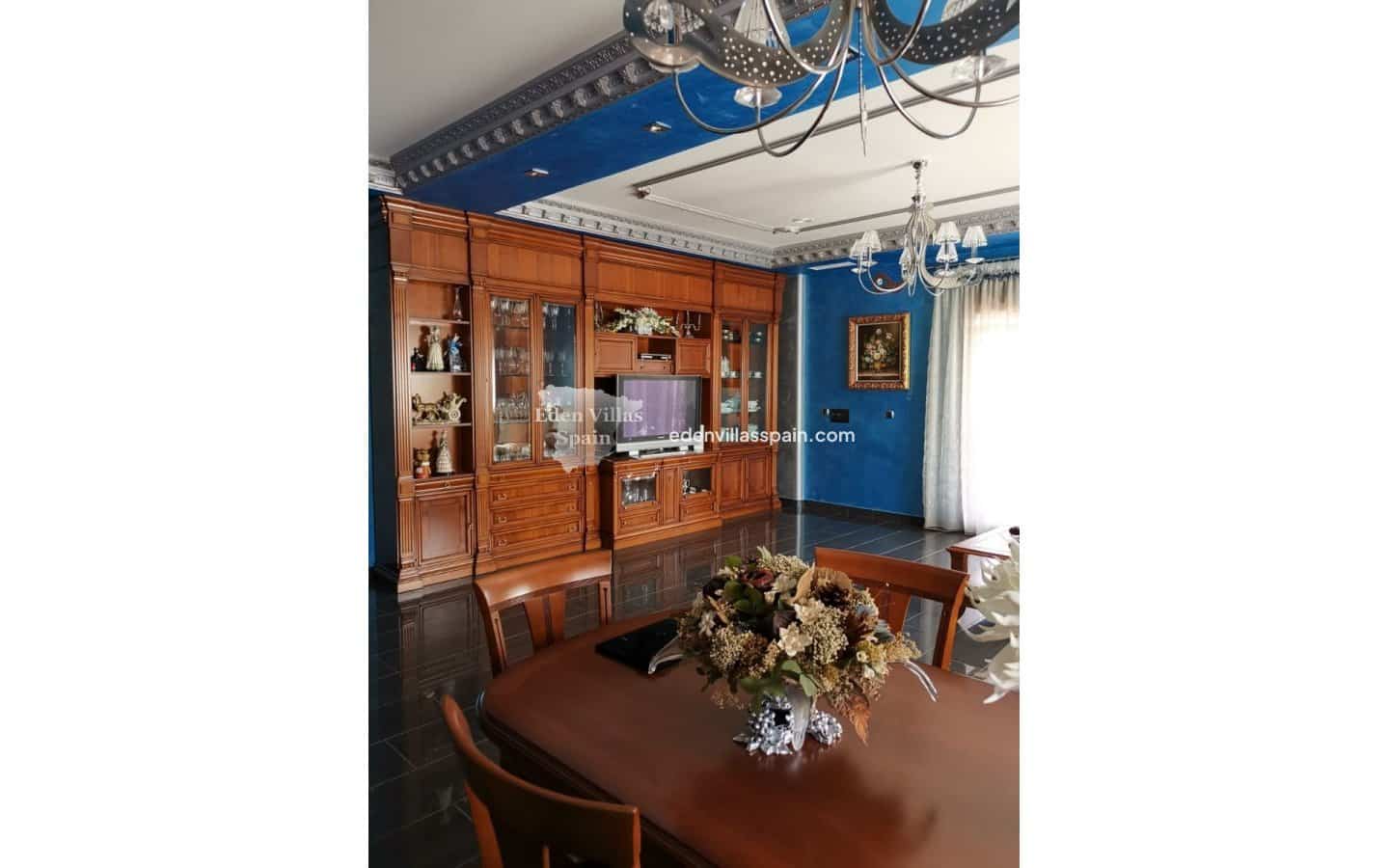 4 bedroom Finca/Country House for sale in Alicante / Alacant city with pool - € 450,000 (Ref: 9075966)