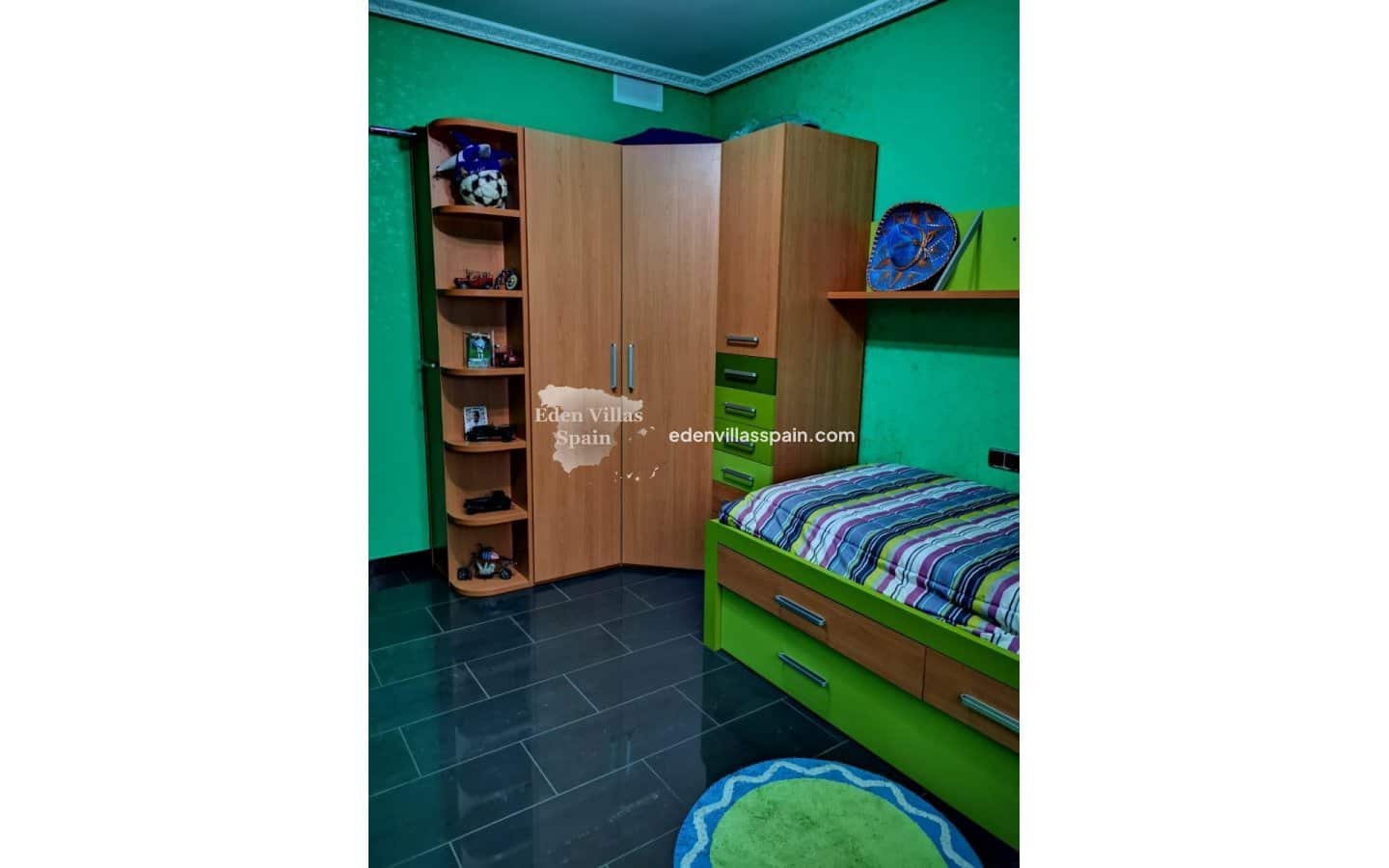 4 bedroom Finca/Country House for sale in Alicante / Alacant city with pool - € 450,000 (Ref: 9075966)