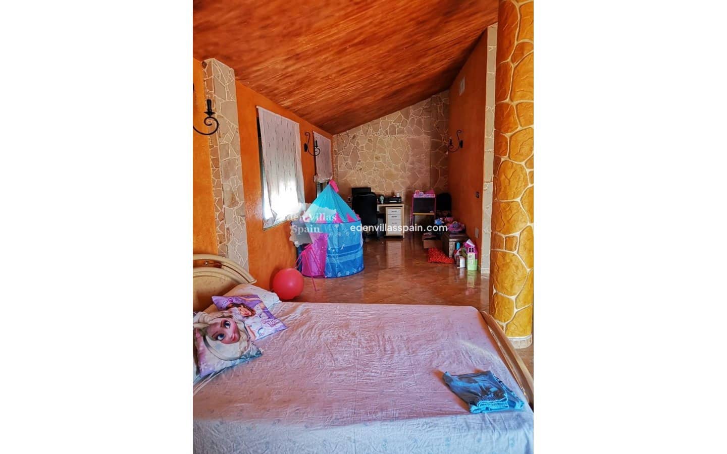 4 bedroom Finca/Country House for sale in Alicante / Alacant city with pool - € 450,000 (Ref: 9075966)