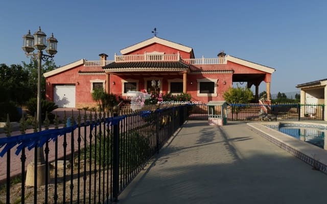 Finca/Casa Rural de 4 habitaciones en Alicante / Alacant ciudad en venta con piscina - 450.000 € (Ref: 9075966)