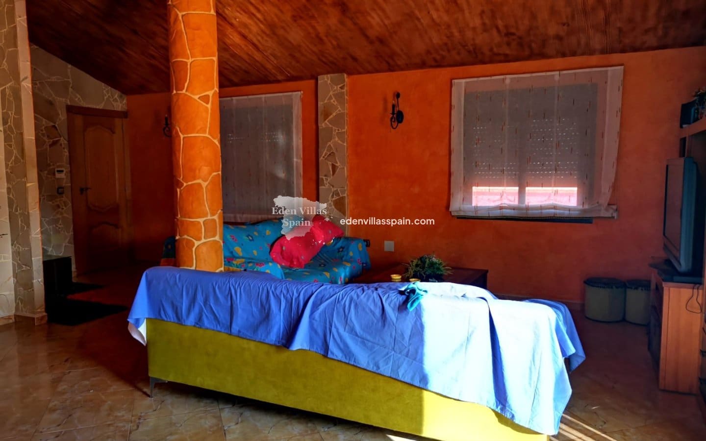 4 bedroom Finca/Country House for sale in Alicante / Alacant city with pool - € 450,000 (Ref: 9075966)