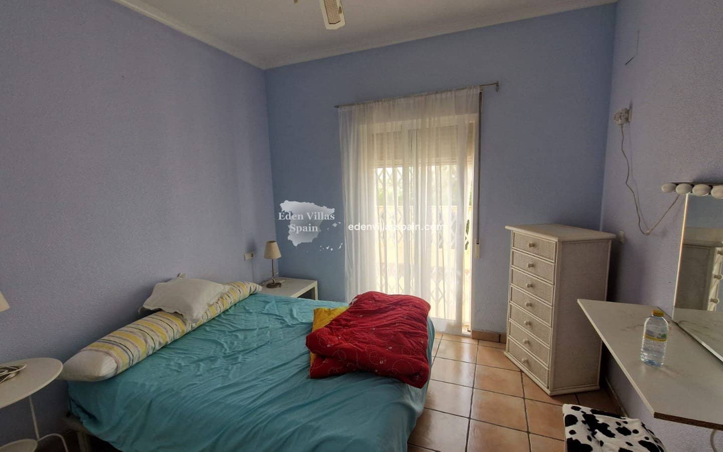 8 bedroom Villa for sale in San Fulgencio with pool - € 379,900 (Ref: 9096233)