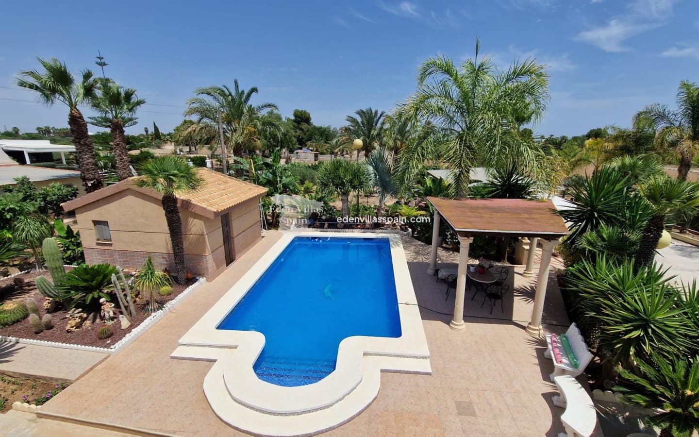 4 soverom Finca/Herregård til salgs i Alicante by med svømmebasseng - € 450 000 (Ref: 9096246)