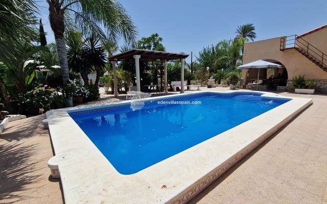 4 Zimmer Villa zu verkaufen in Elche / Elx mit Pool - 450.000 € (Ref: 9096247)