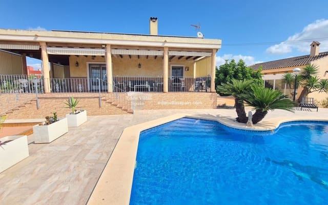 3 bedroom Finca/Country House for sale in Catral with pool - € 424,995 (Ref: 9160554)