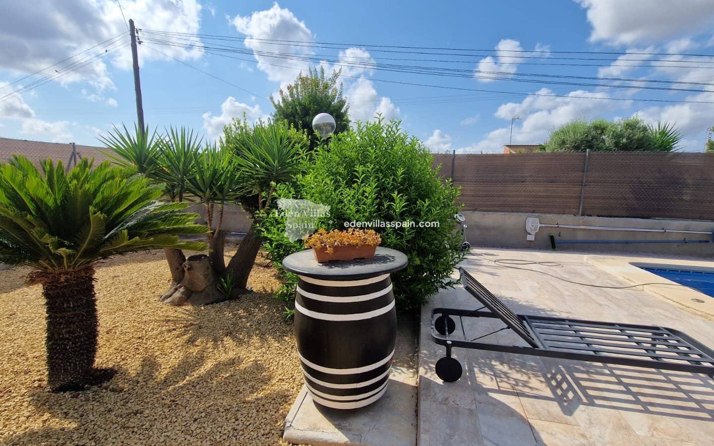 3 soveværelse Finca/Landehus til salg i Alicante by med swimmingpool - € 424.995 (Ref: 9160603)