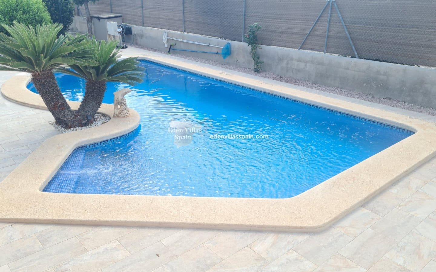 3 soveværelse Finca/Landehus til salg i Alicante by med swimmingpool - € 424.995 (Ref: 9160603)