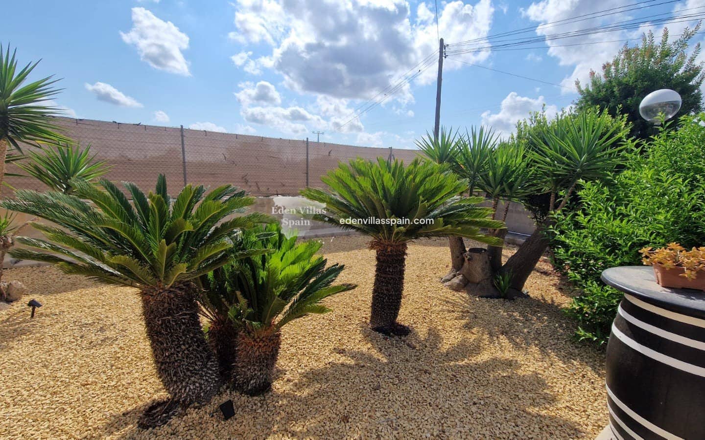 3 soveværelse Finca/Landehus til salg i Alicante by med swimmingpool - € 424.995 (Ref: 9160603)