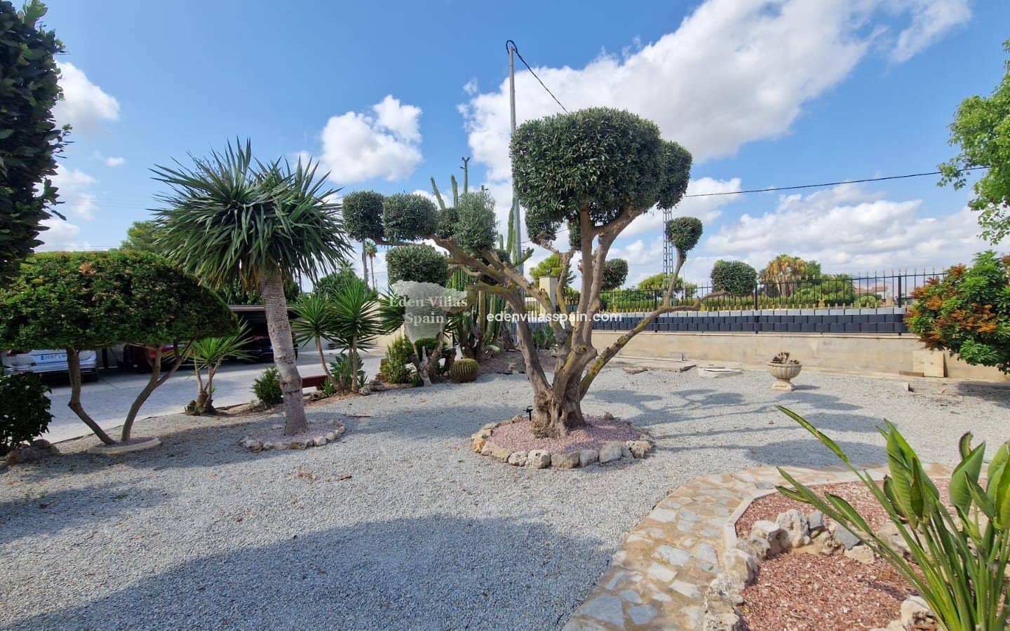 3 soveværelse Finca/Landehus til salg i Alicante by med swimmingpool - € 424.995 (Ref: 9160603)