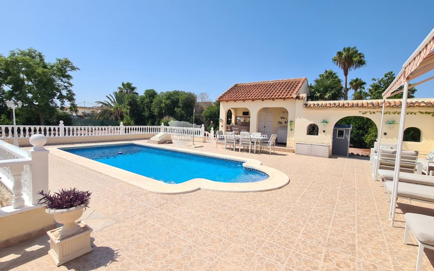 3 sypialnia Finka/Dom wiejski na sprzedaż w Catral z basenem - 450 000 € (Ref: 9168990)