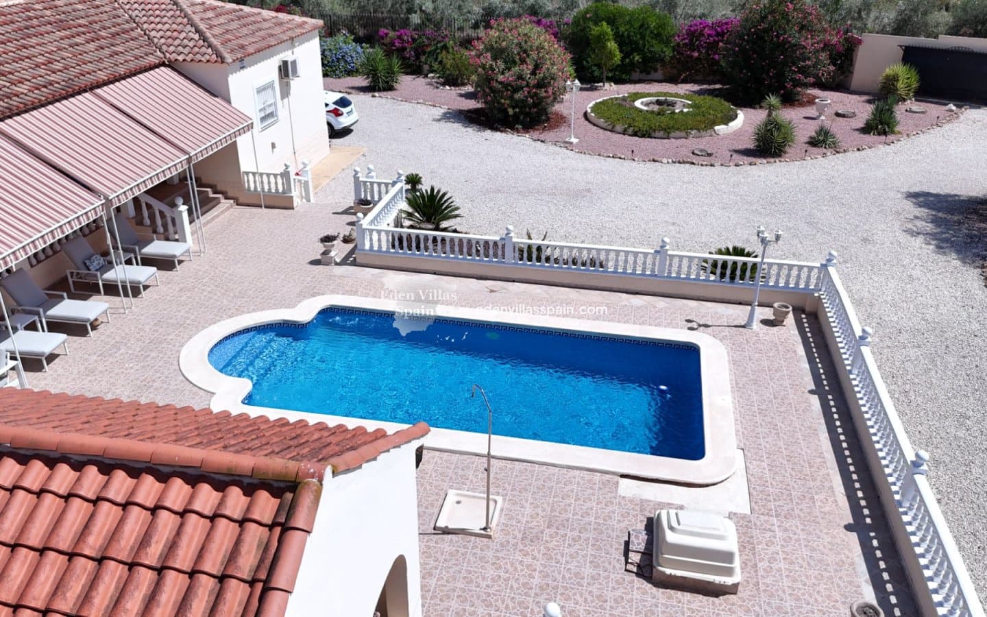 3 soveværelse Finca/Landehus til salg i Alicante by med swimmingpool - € 450.000 (Ref: 9168991)