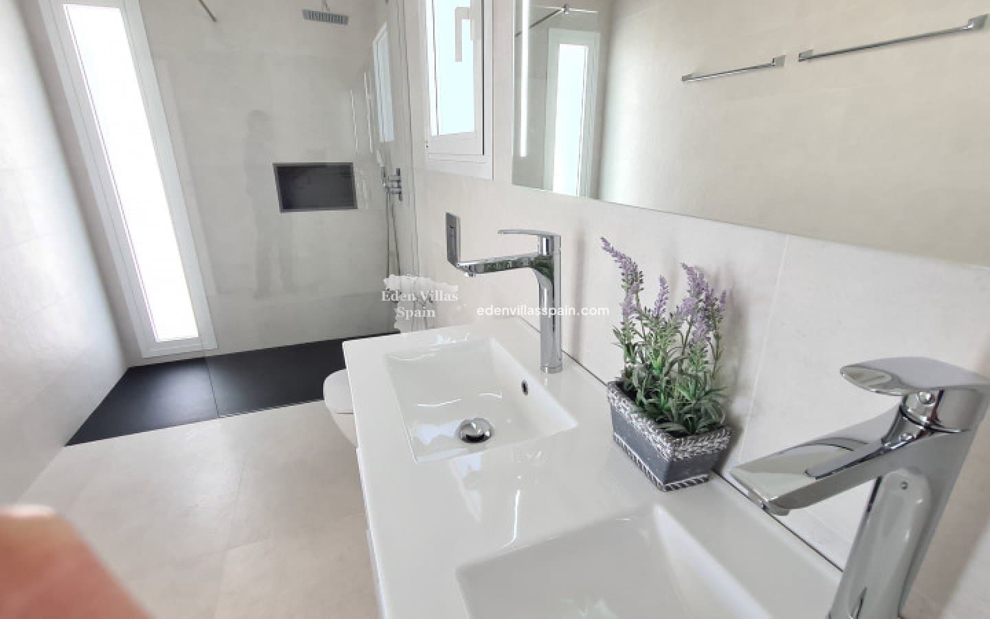 6 slaapkamer Villa te koop in Guardamar del Segura met zwembad - € 1.590.000 (Ref: 9175163)