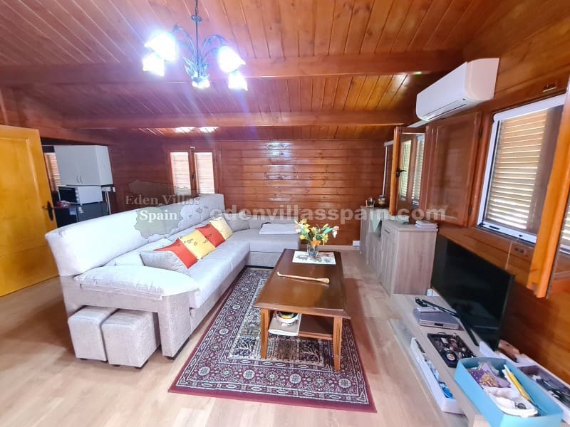 3 soverom Villa til salgs i Alicante by med svømmebasseng - € 375 000 (Ref: 9191877)