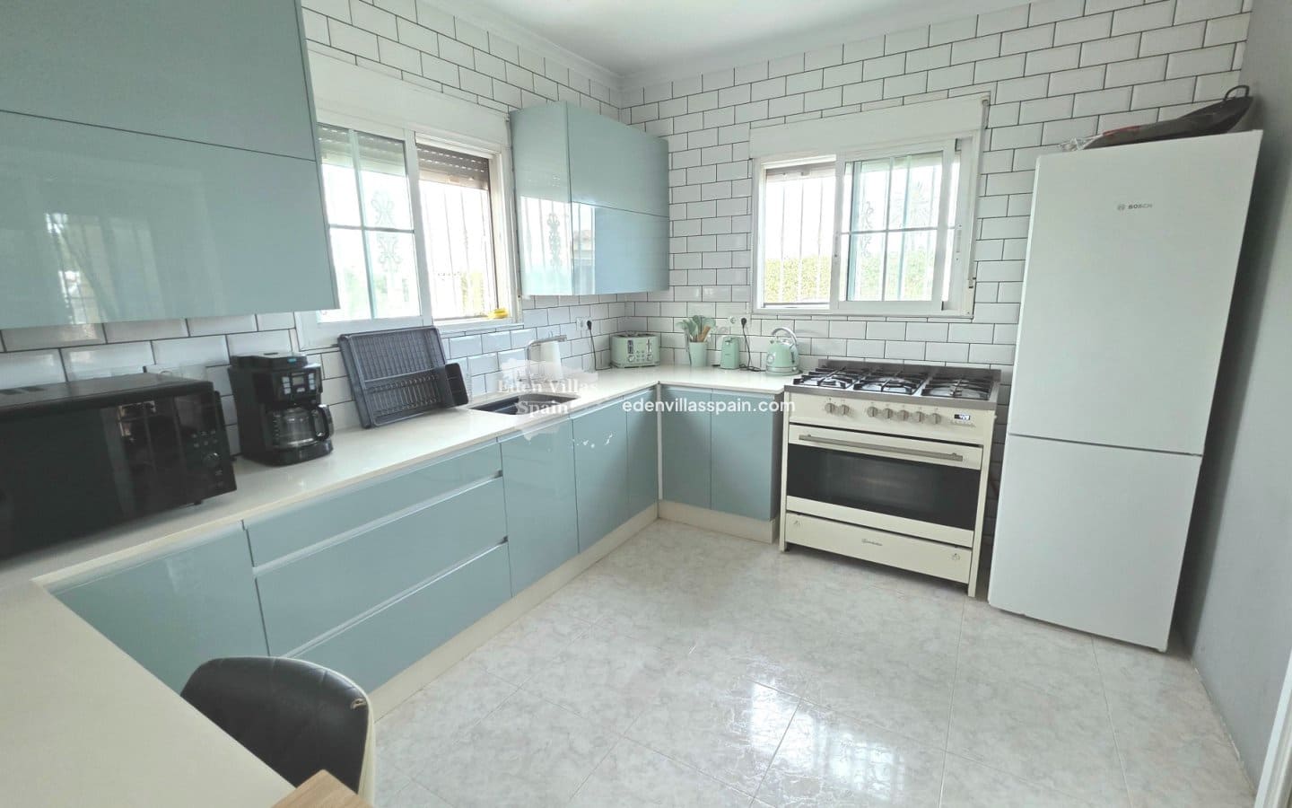 5 soveværelse Villa til salg i La Marina med swimmingpool garage - € 520.000 (Ref: 9207790)