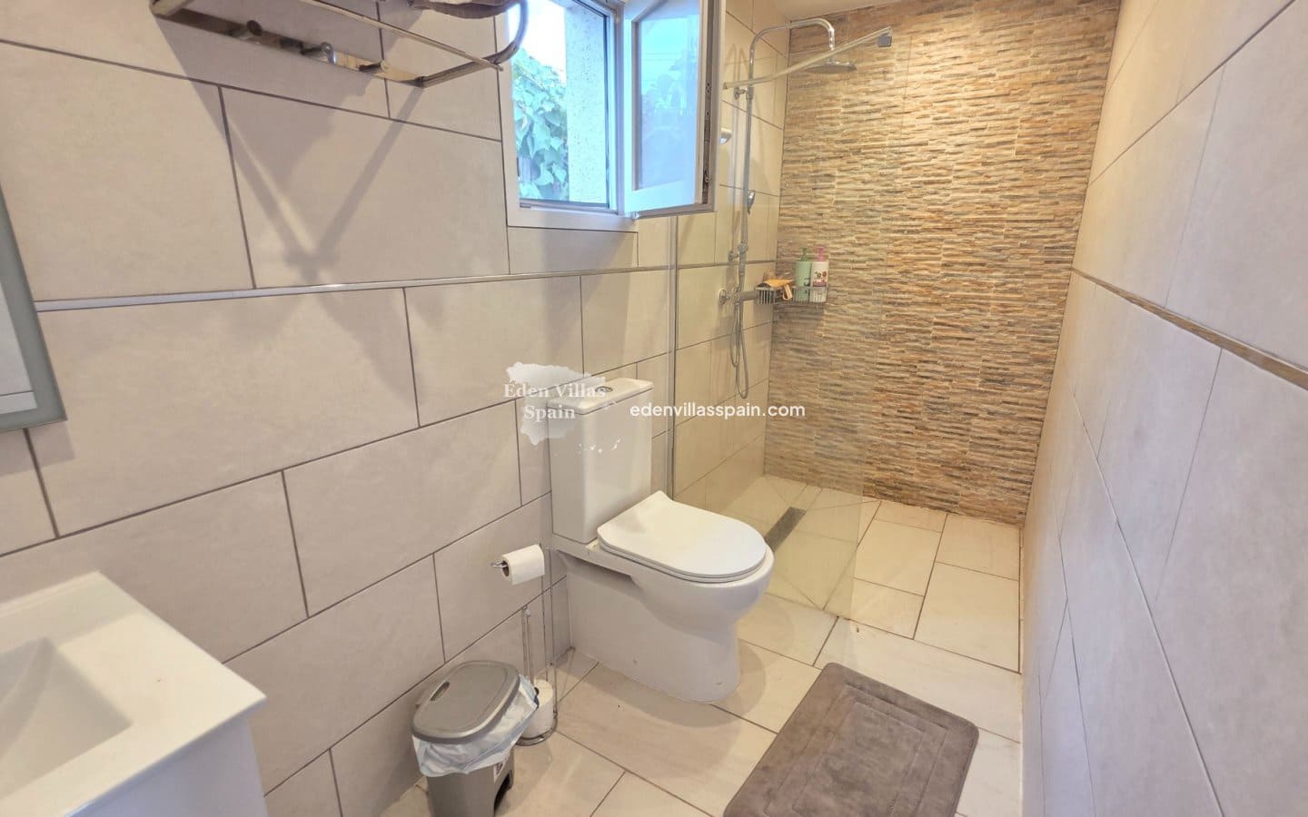 5 soveværelse Villa til salg i La Marina med swimmingpool garage - € 520.000 (Ref: 9207790)