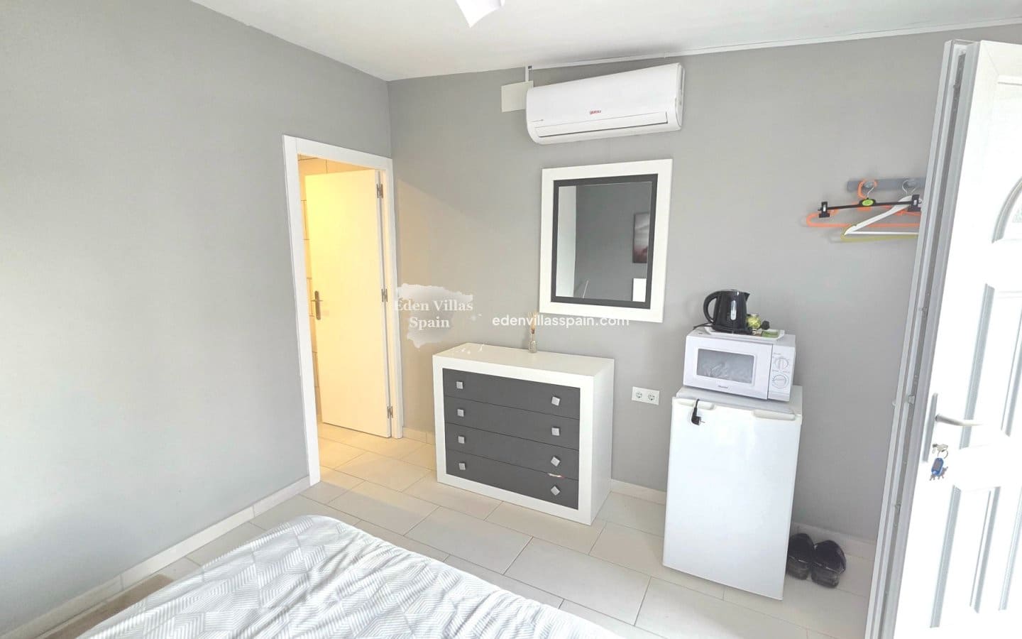 5 Zimmer Villa zu verkaufen in Santa Pola mit Pool - 520.000 € (Ref: 9207791)