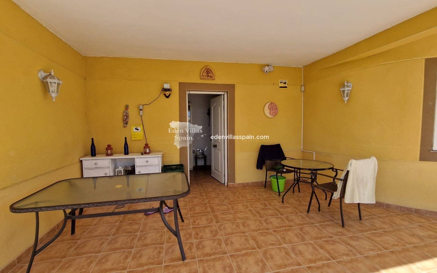 3 soveværelse Villa til salg i Catral med swimmingpool - € 299.500 (Ref: 9211548)