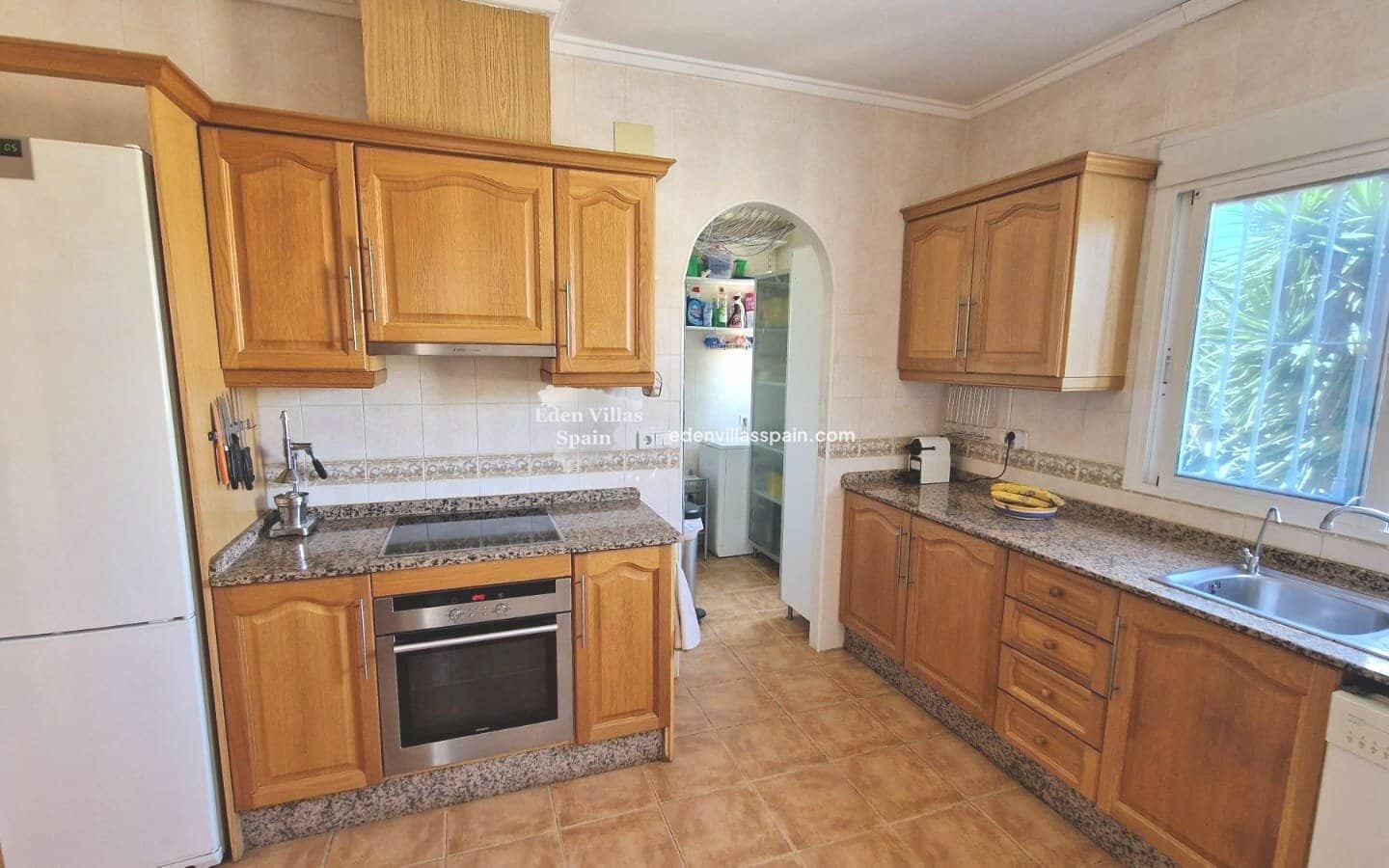 3 soveværelse Finca/Landehus til salg i Alicante by med swimmingpool - € 299.500 (Ref: 9211623)