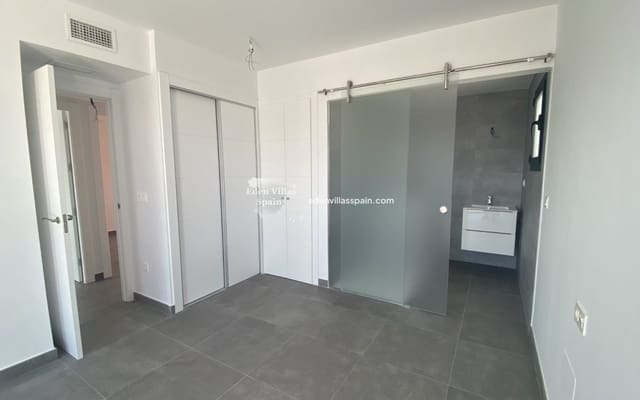 3 bedroom Villa for sale in Santa Pola with pool - € 415,000 (Ref: 9219360)