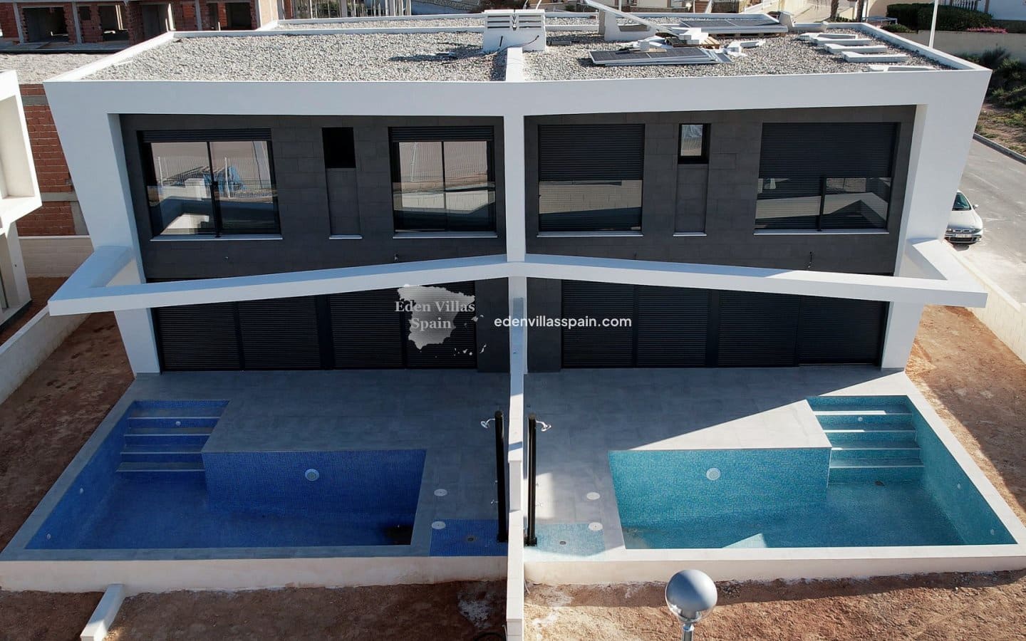 3 soveværelse Semi-Rækkehus til salg i Alicante by med swimmingpool - € 395.000 (Ref: 9219366)