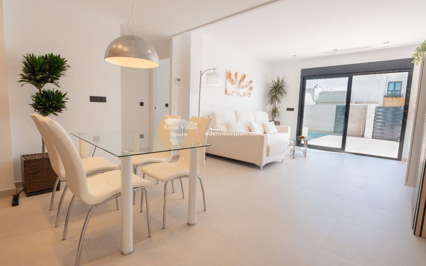 3 bedroom Villa for sale in La Marina with pool garage - € 392,000 (Ref: 9227355)