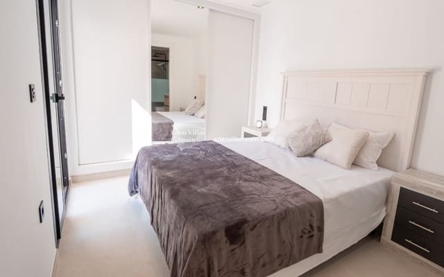 3 bedroom Villa for sale in La Marina, Elche / Elx with pool garage - € 392,000 (Ref: 9227355)