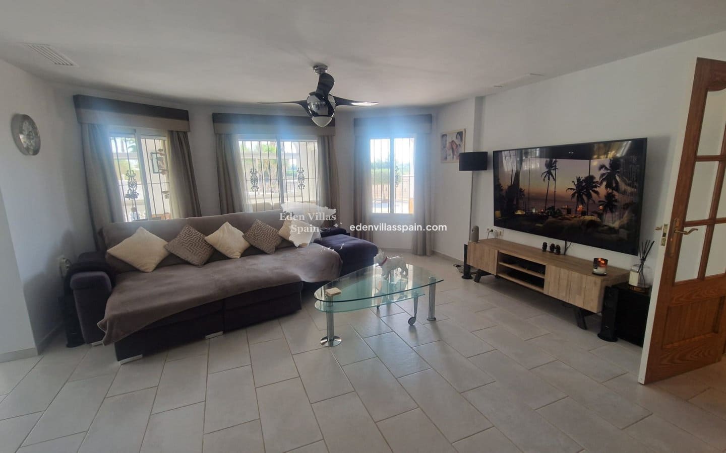 4 soveværelse Villa til salg i Callosa de Segura med swimmingpool - € 565.000 (Ref: 9253900)