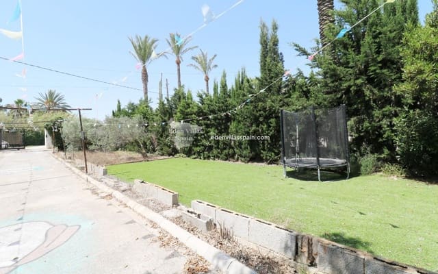 5 soveværelse Villa til salg i La Marina, Elche / Elx - € 330.000 (Ref: 9261962)