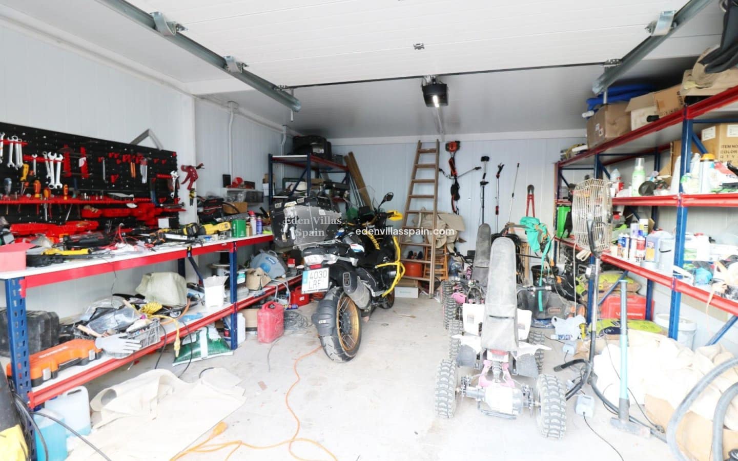 4 bedroom Finca/Country House for sale in Santa Pola with pool - € 590,000 (Ref: 9263805)