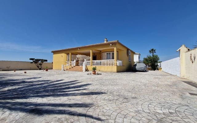 3 bedroom Finca/Country House for sale in Alicante / Alacant city with pool - € 299,500 (Ref: 9267570)