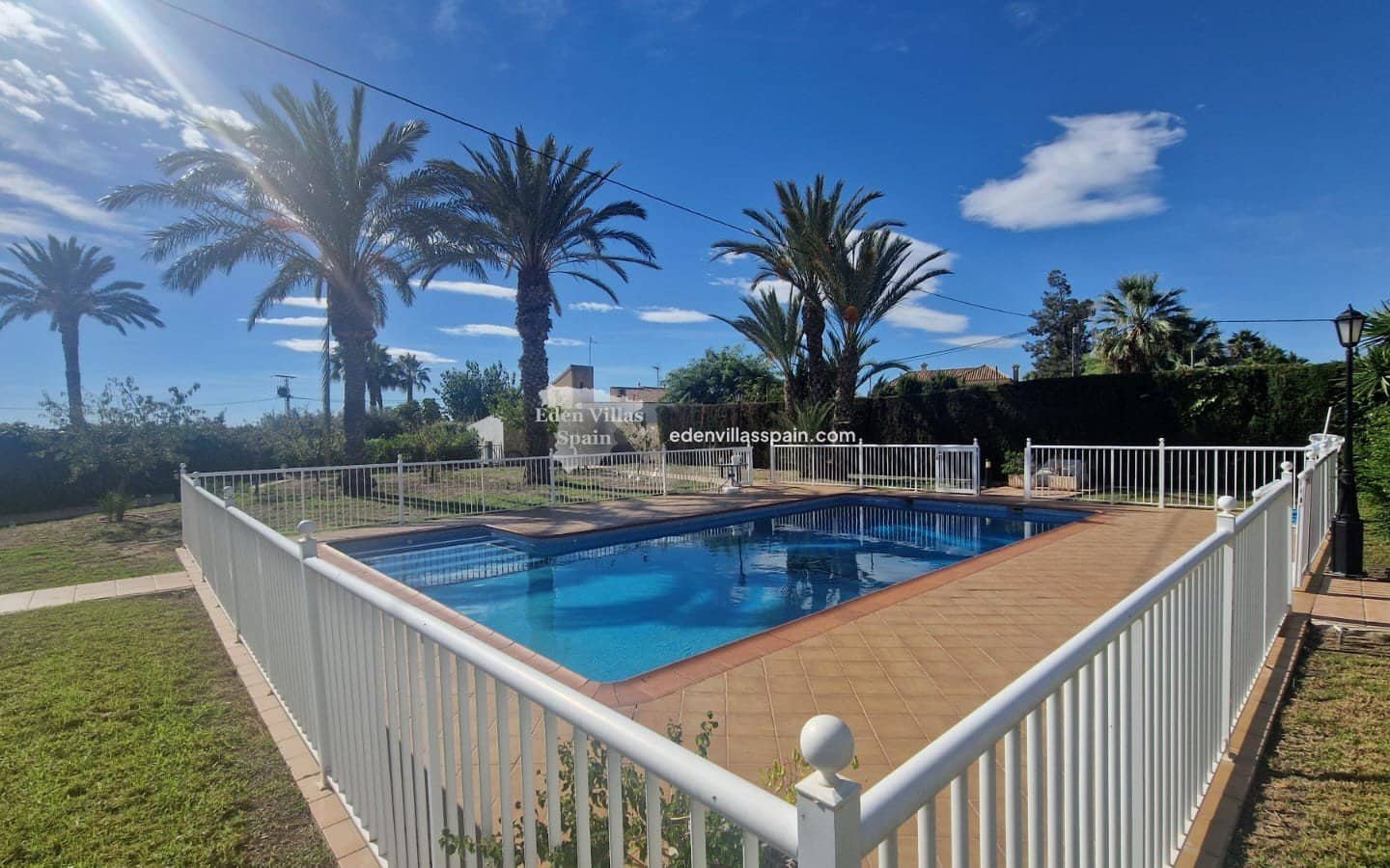 4 slaapkamer Villa te koop in Elche / Elx met zwembad - € 549.000 (Ref: 9331424)