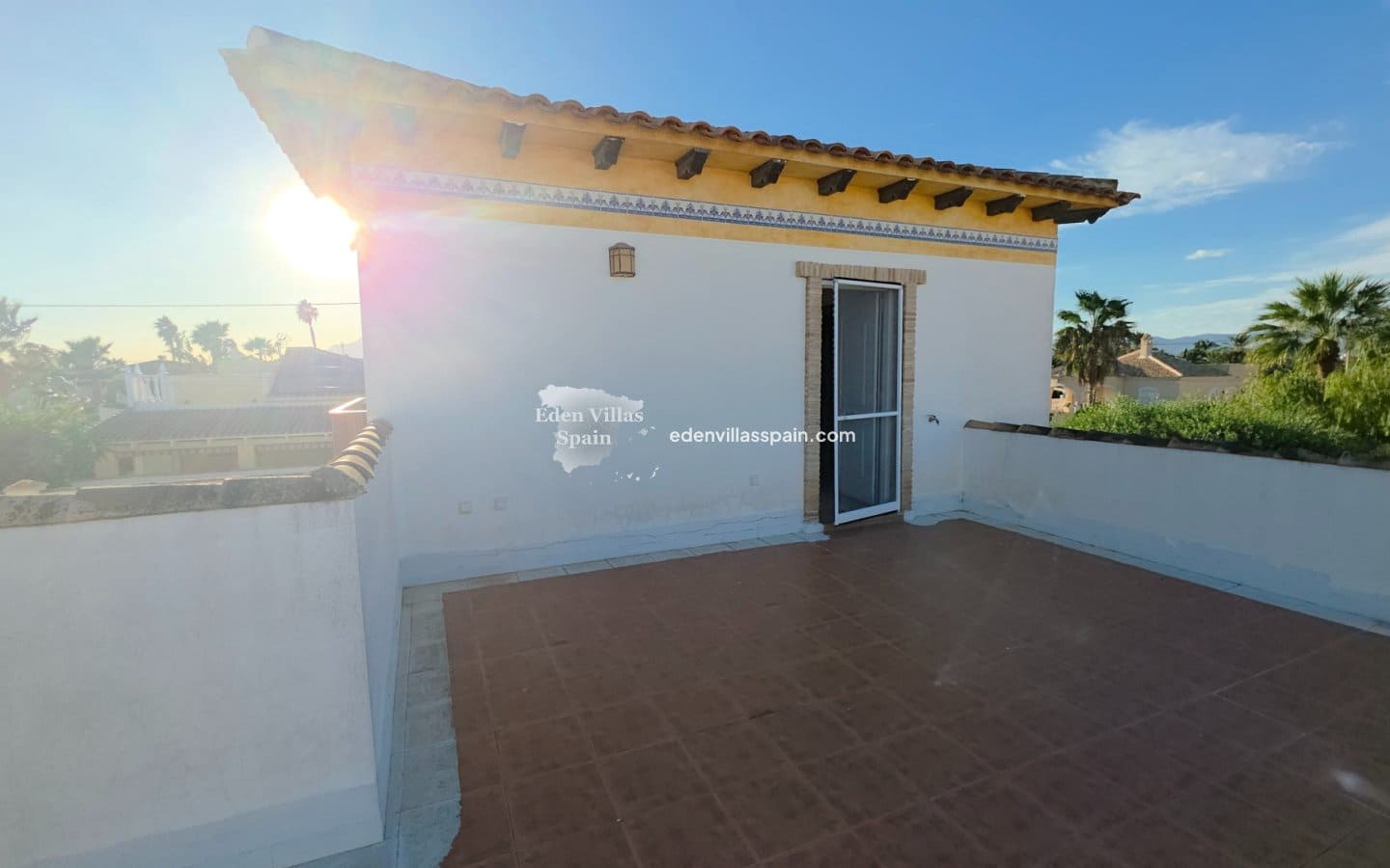 4 slaapkamer Finca/Landhuis te koop in Catral met zwembad garage - € 389.000 (Ref: 9335564)