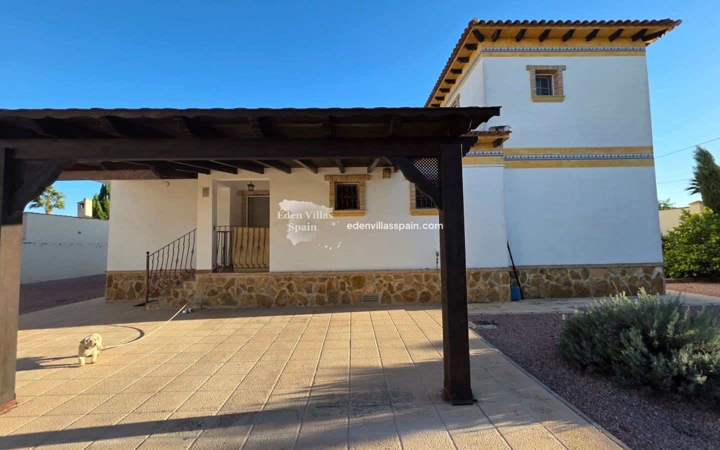 4 slaapkamer Finca/Landhuis te koop in Catral met zwembad garage - € 389.000 (Ref: 9335564)