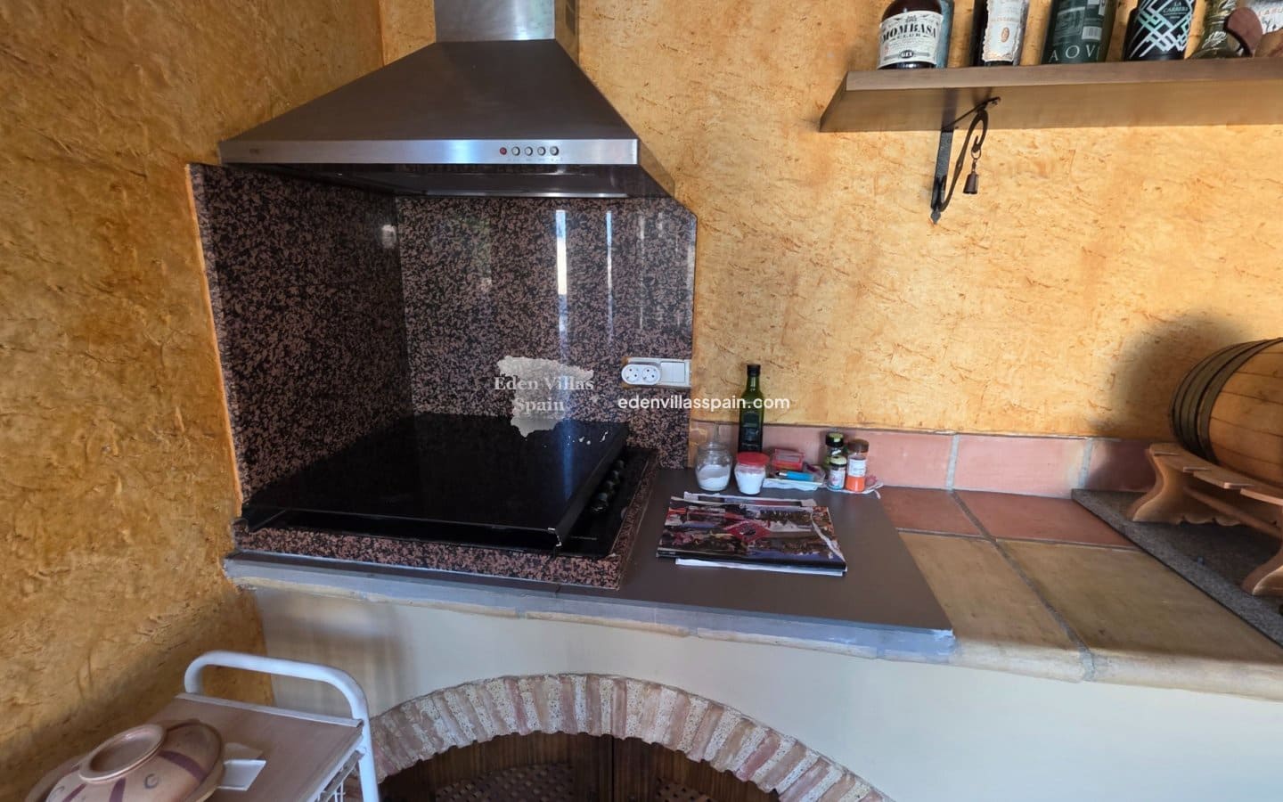 4 slaapkamer Finca/Landhuis te koop in Catral met zwembad garage - € 389.000 (Ref: 9335564)