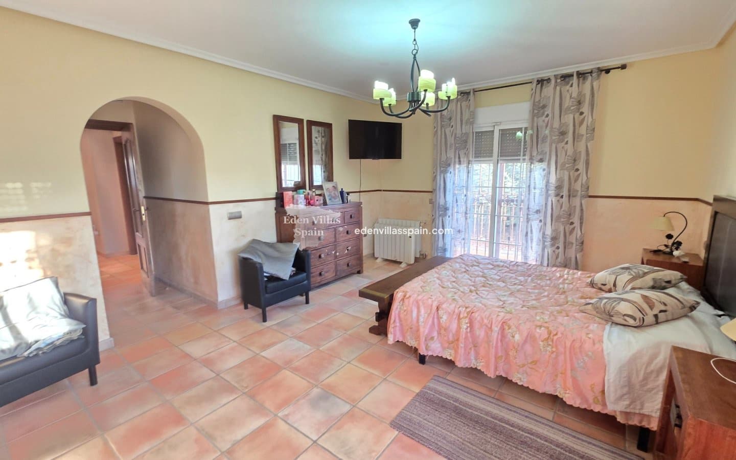 4 slaapkamer Finca/Landhuis te koop in Catral met zwembad garage - € 389.000 (Ref: 9335564)