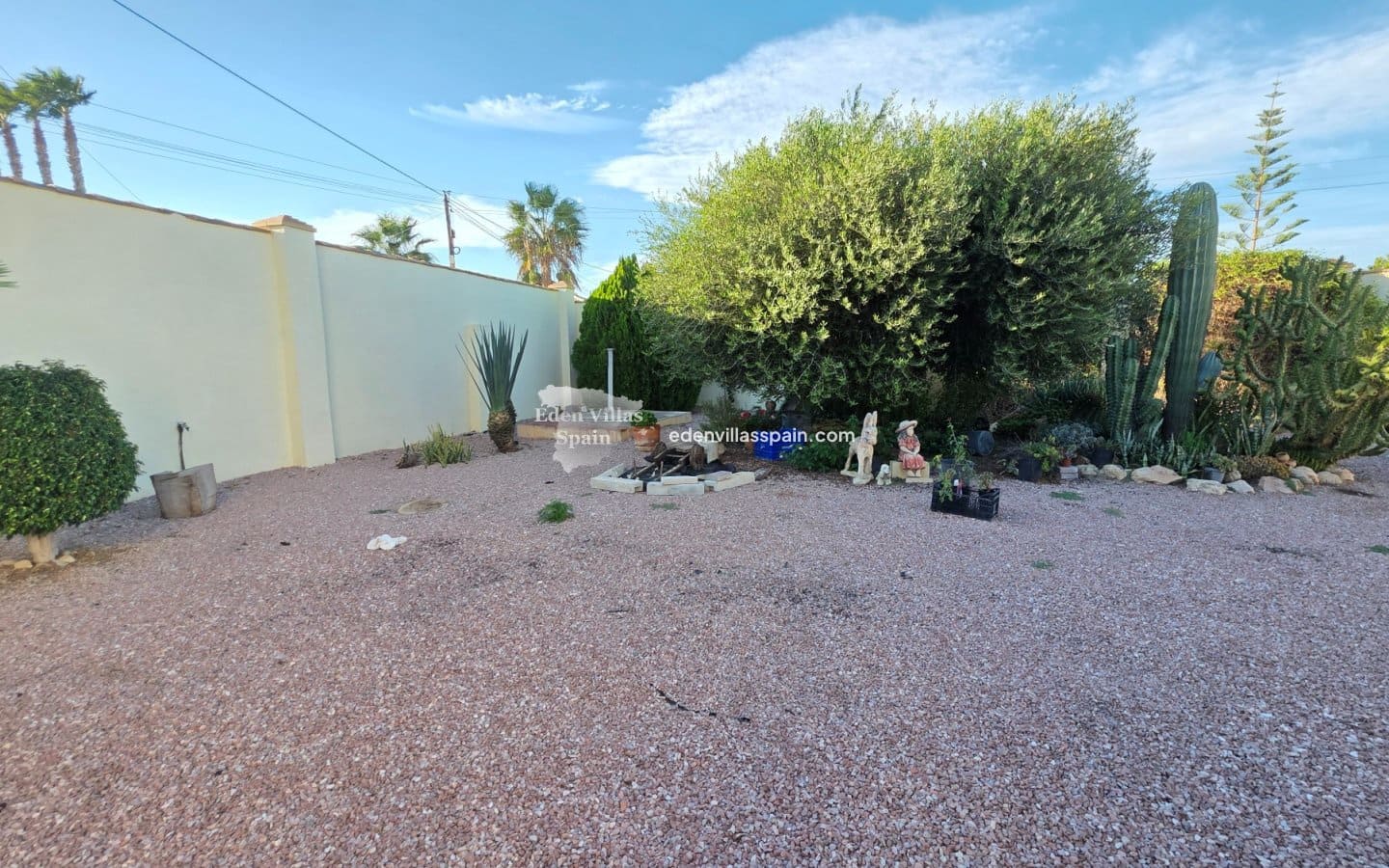 4 slaapkamer Finca/Landhuis te koop in Catral met zwembad garage - € 389.000 (Ref: 9335564)