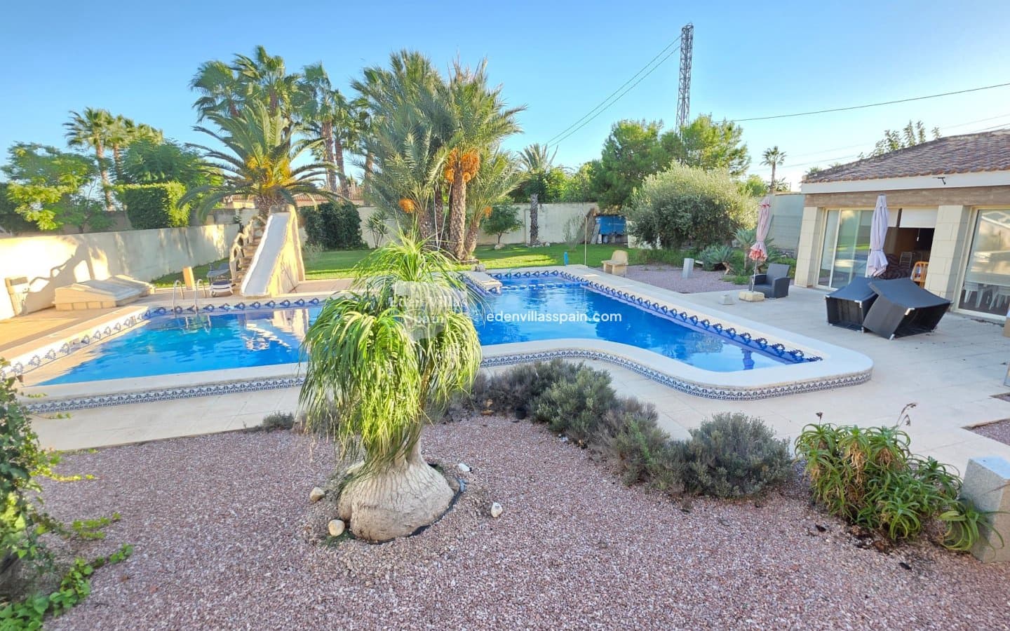 4 slaapkamer Finca/Landhuis te koop in Catral met zwembad garage - € 389.000 (Ref: 9335564)