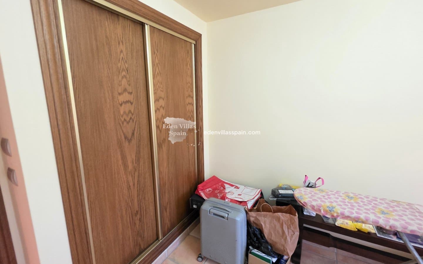 4 slaapkamer Villa te koop in Alicante stad met zwembad - € 389.000 (Ref: 9335566)