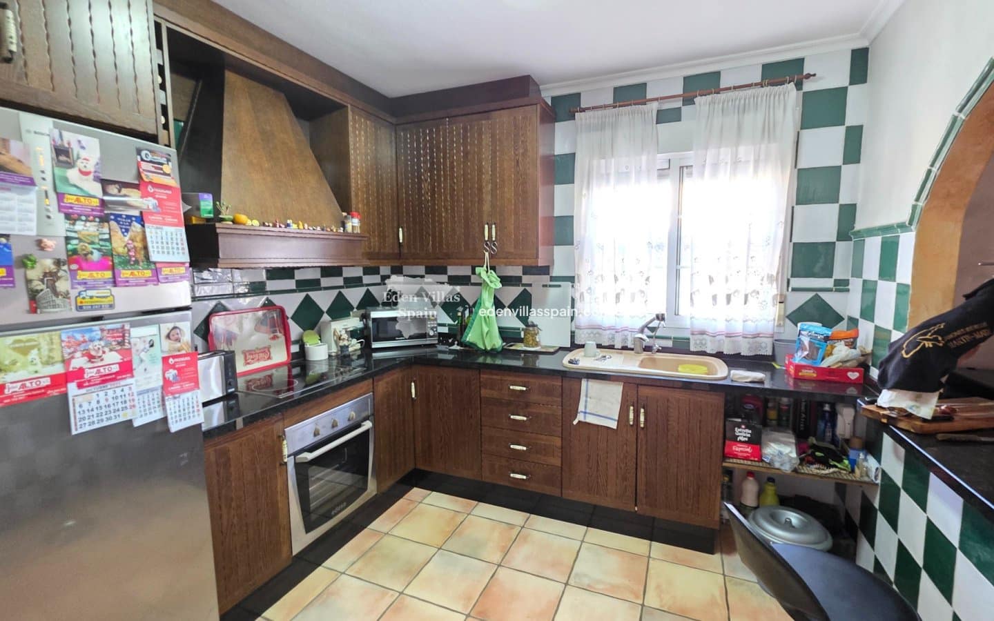 4 slaapkamer Villa te koop in Alicante stad met zwembad - € 389.000 (Ref: 9335566)