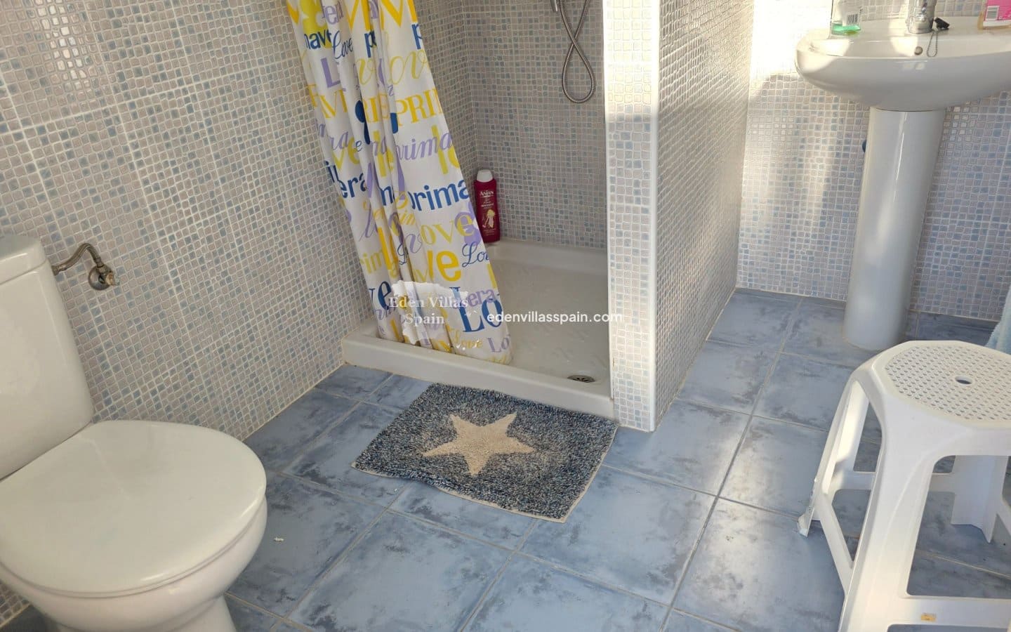 4 slaapkamer Villa te koop in Alicante stad met zwembad - € 389.000 (Ref: 9335566)