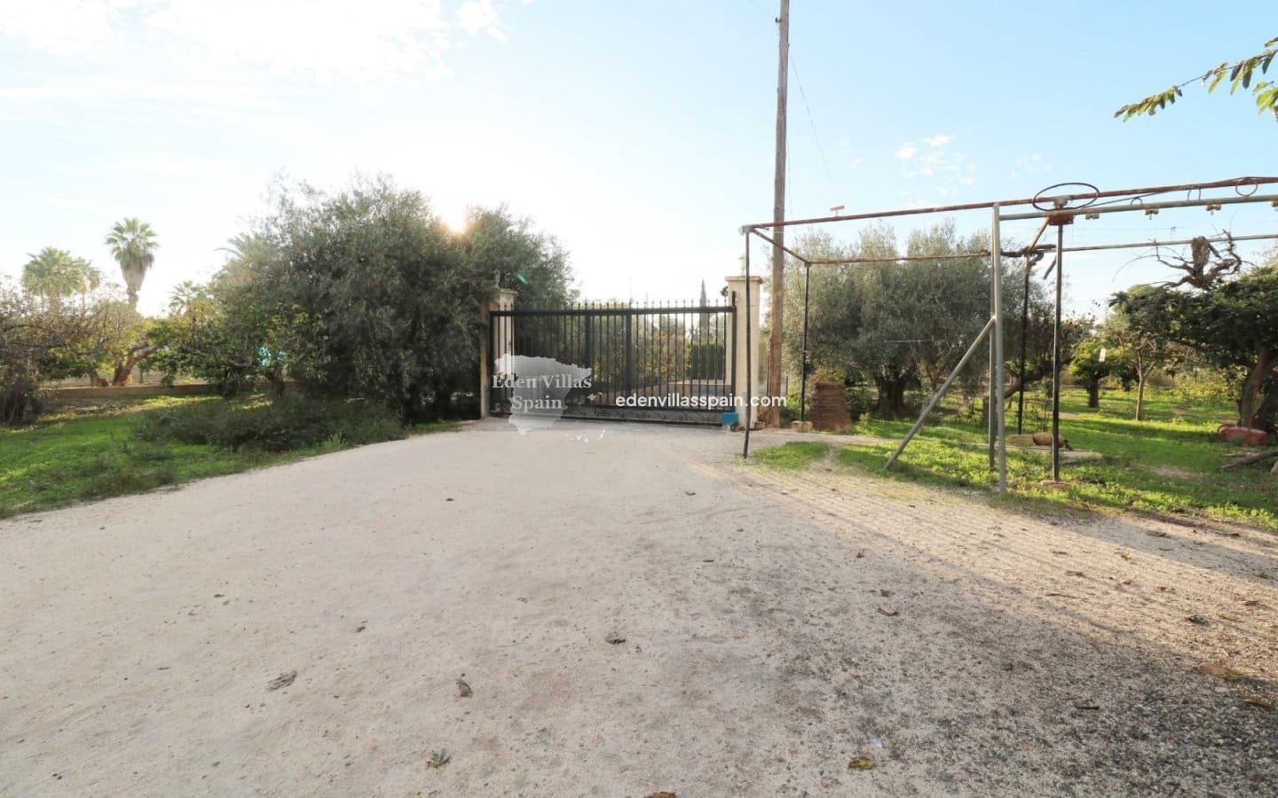 3 chambre Finca/Maison de Campagne à vendre à Elche / Elx - 275 000 € (Ref: 9354229)