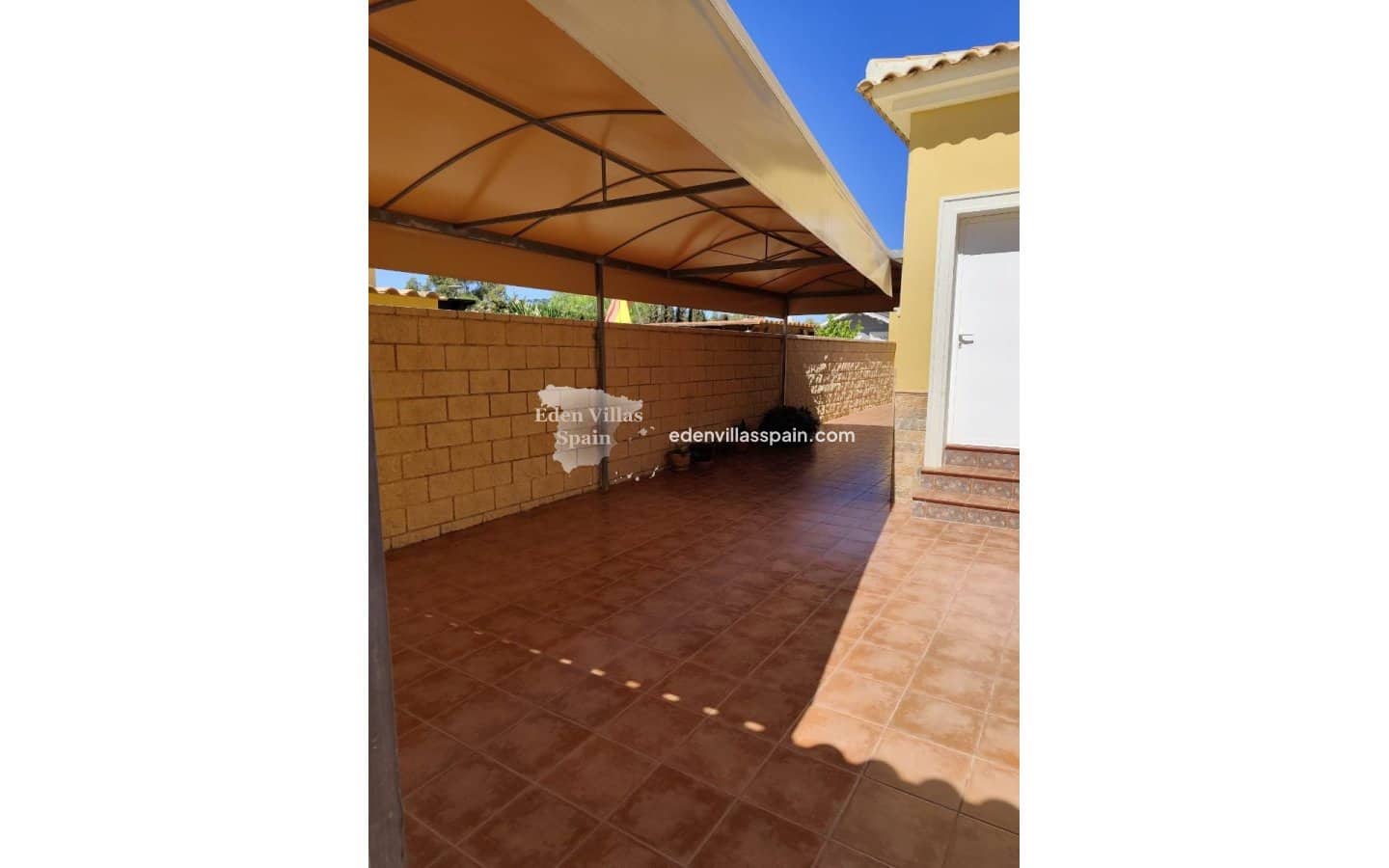 3 bedroom Villa for sale in La Marina with pool - € 425,000 (Ref: 9357814)