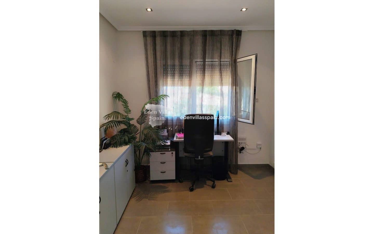 3 bedroom Villa for sale in La Marina with pool - € 425,000 (Ref: 9357814)